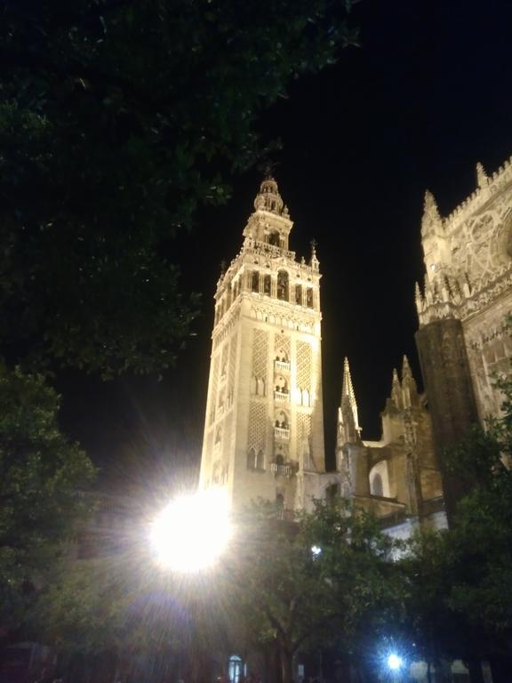 Atico Duplex Marques De Reyes Apartment Sevilla Bagian luar foto
